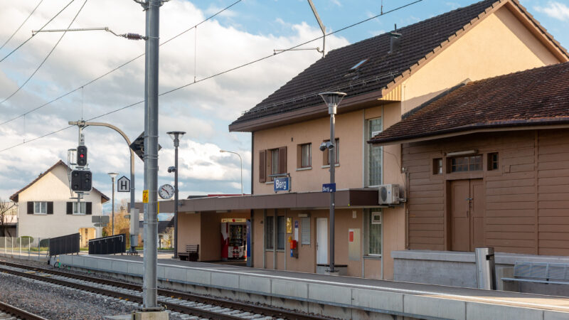 Hundefreundliche Hotels im Thurgau - Bahnhof Berg2C Kanton Thurgau
