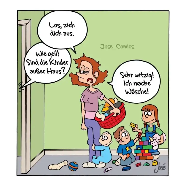 Mutter mit Wäschekorb steht vor Hund an der Tür. Hund sagt «Los, zieh dich aus.» Mutter antwortet überrascht. Kinder spielen mit Spielzeug im Zimmer.