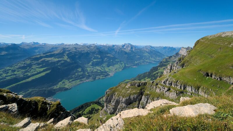 Walensee: Uferweg von Weesen nach Quinten