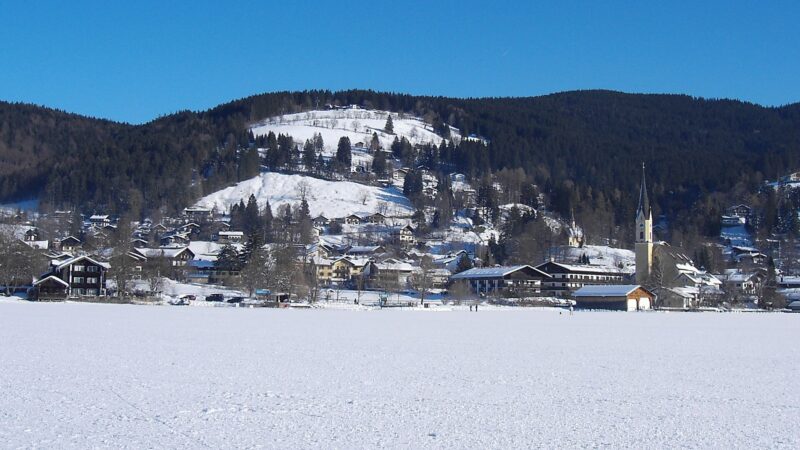 Schliersee: Seerundweg mit Hund