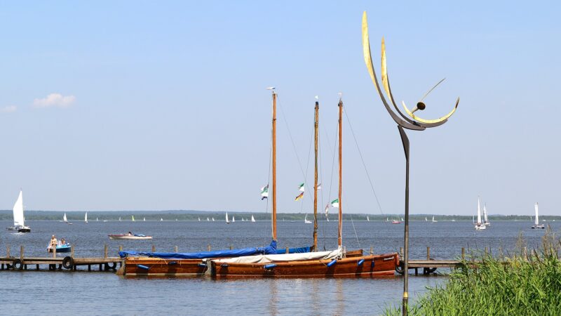 Steinhuder Meer: flacher Uferweg bei Mardorf