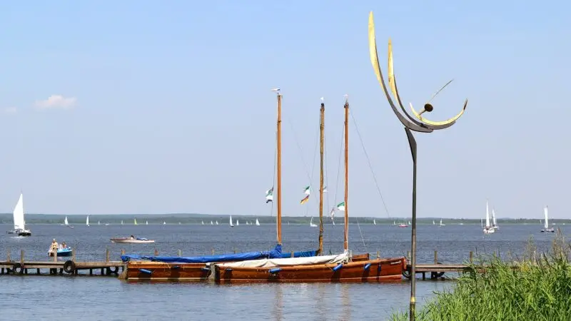 Steinhuder Meer: flacher Uferweg bei Mardorf