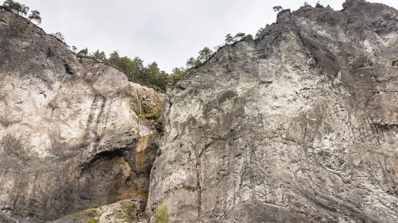 Rheinschlucht Ruinaulta: Uferweg Trin Station nach Reichenau