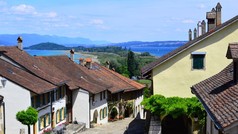 St. Petersinsel am Bielersee: flacher Heidenweg ab Erlach
