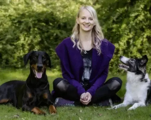 Julia Recker: Hundetraining, Hundepsychologie und Körpersprache