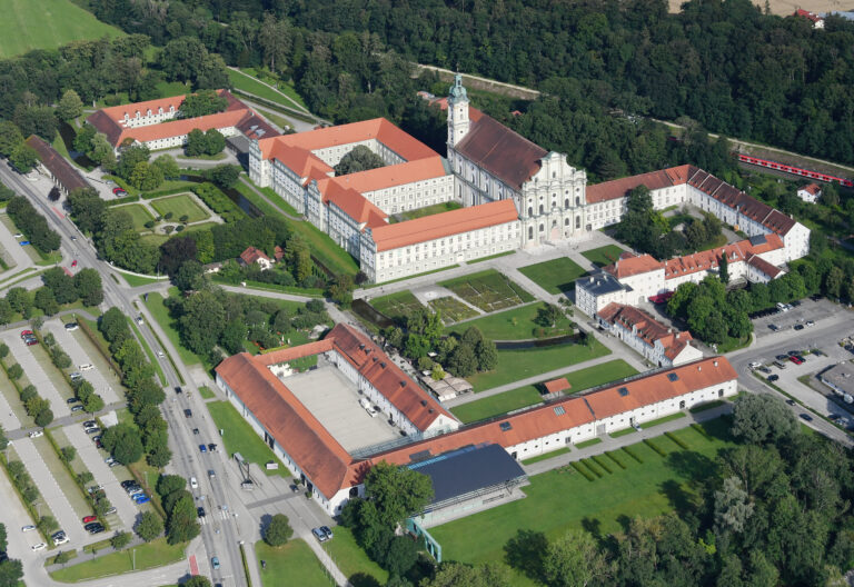 Blick auf Fürstenfeld