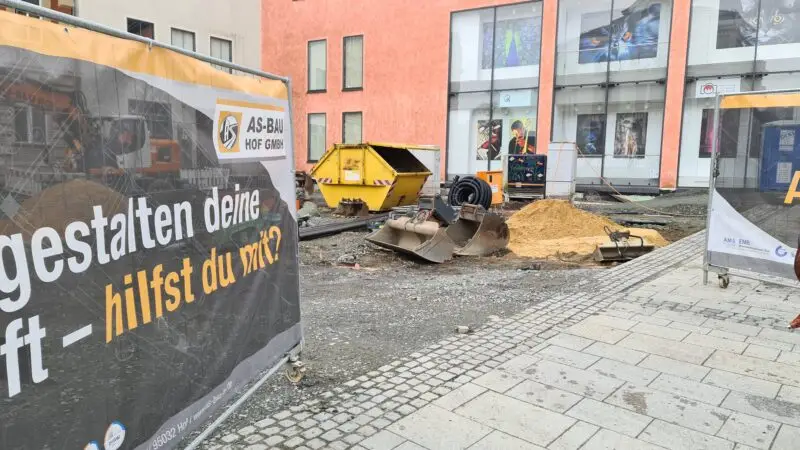 Untreusee (Hundestrand) - Baustelle am Oberen Torplatz in Hof 28Saale29 20230502 120247