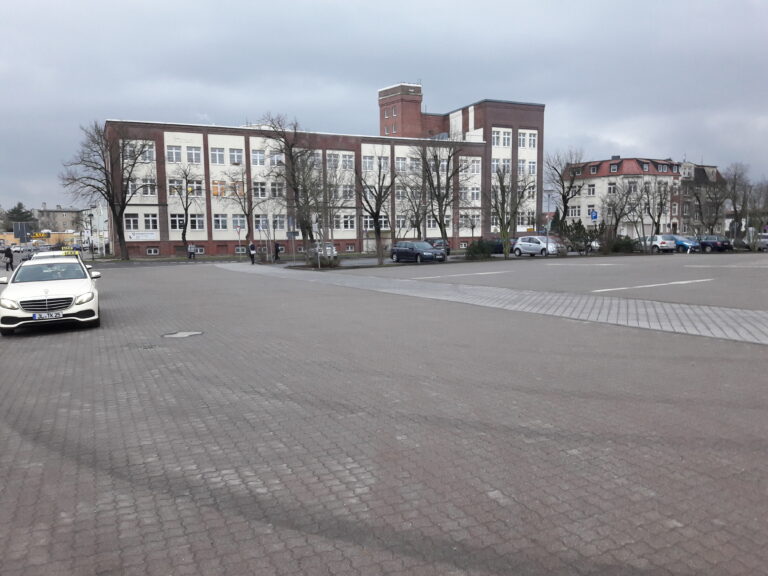 Blick auf Burg bei Magdeburg