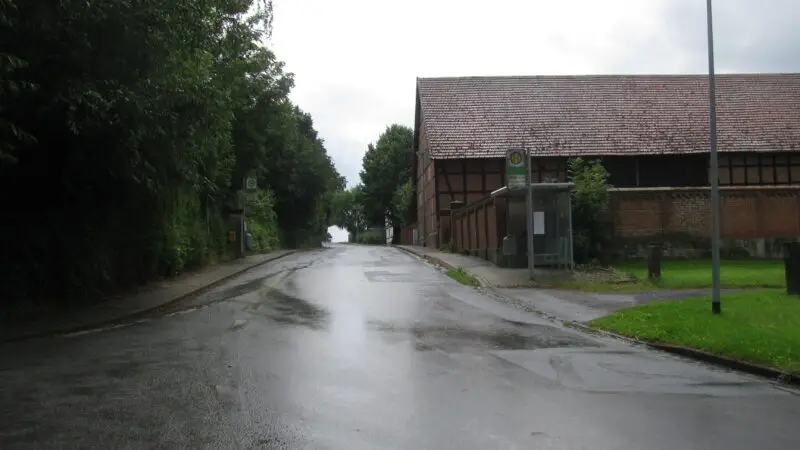 Märchenwald Einbeck - Bushaltestelle Dr. Heinrichs StraC39Fe2C 12C Andershausen2C Einbeck2C Landkreis Northeim