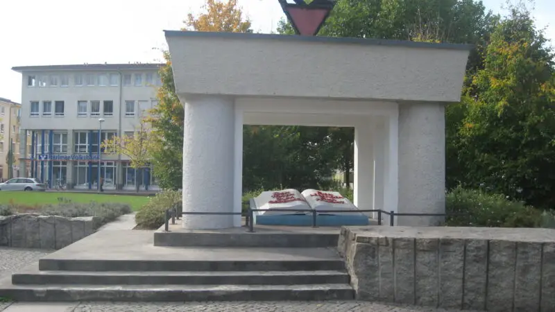 Briesetal-Wanderweg (66-Seen-Rundweg Etappe 4) - Hennigsdorf2C Postplatz