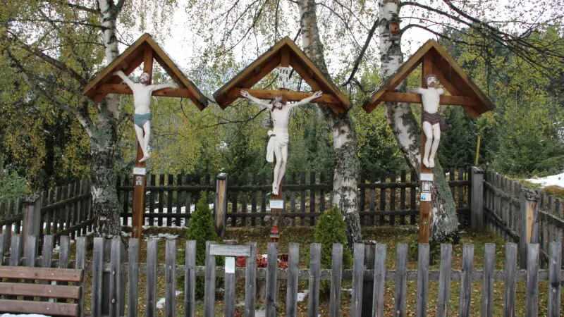 Panoramawanderweg Schönjoch–Karpenstein–Frommes Alp (Fiss) - Kalvarienberggruppe Fiss 02