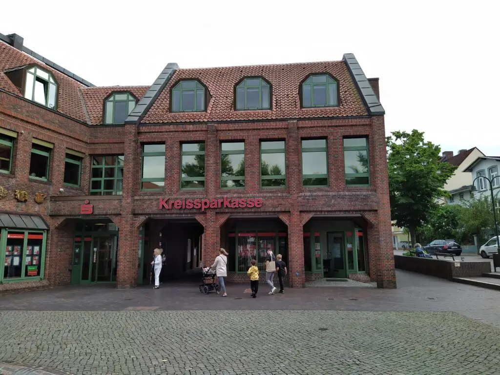 Elbe-Lübeck-Kanal (Uferweg bei Mölln)