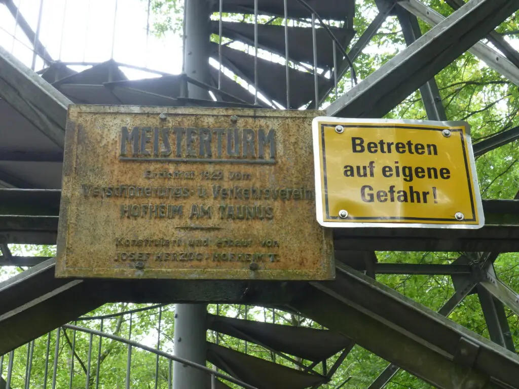Hofheimer Stadtwald (Wandergebiet mit Wildfreigehege)
