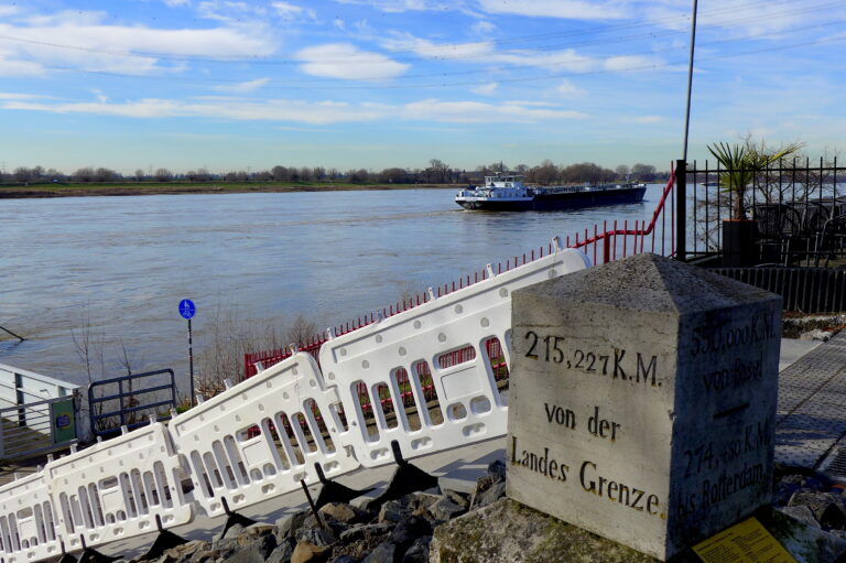 Blick auf Monheim am Rhein