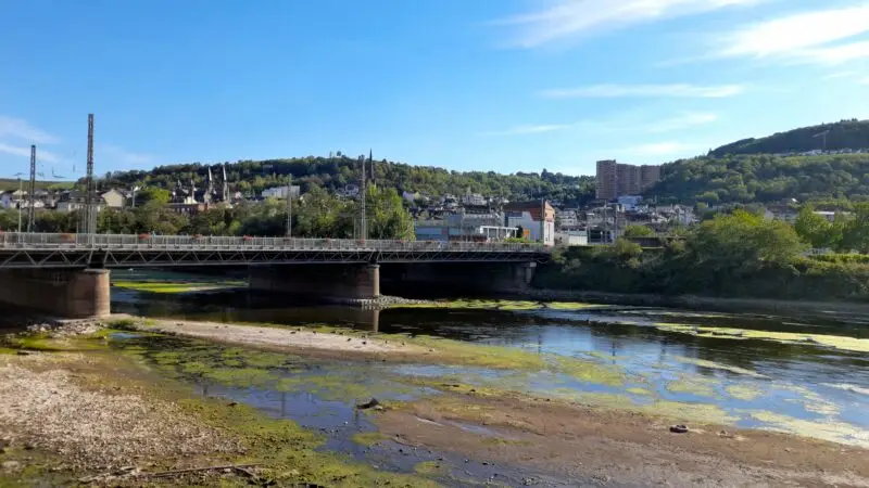 Rhein-Nahe-Eck (Nahe-Mündung) - Nahe Rhein MC3BCndung Niedrigwasser 2022 01