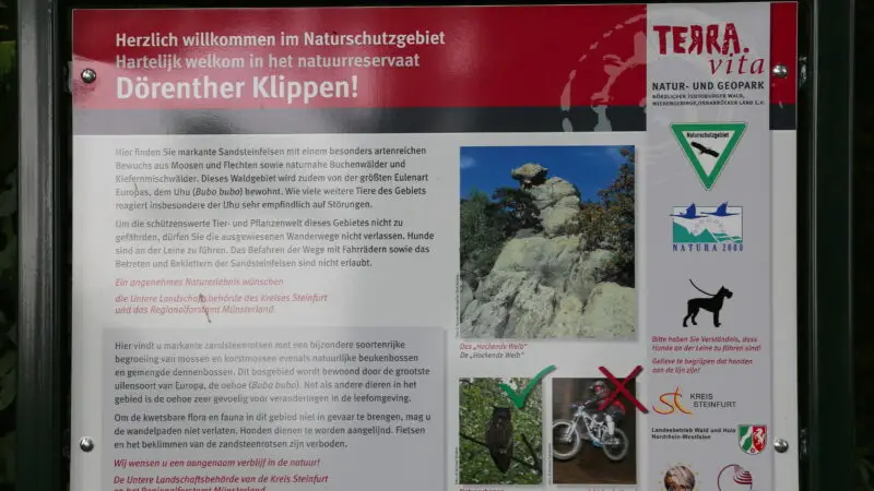 Hermannsweg (Fernwanderweg im Teutoburger Wald) - Naturschutzgebiet Doerenther Klippen Informationstafel 01