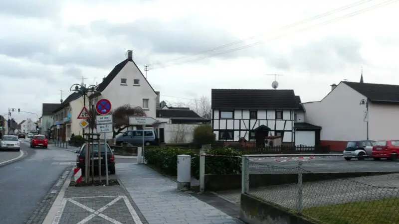 Siebengebirge – Wanderwege ab Königswinter (z. B. Nachtigallenweg / Rosenau) - Park panoramio 28529