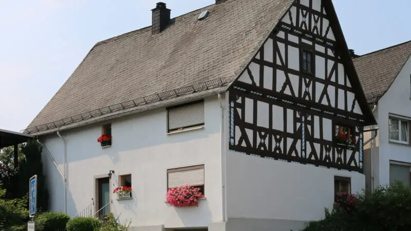 Erdbacher Karstlehrpfad & Breitscheider Höhlen (Breitscheid-Erdbach, Haiger) - Rodenbach 28Haiger29 Obergasse 1 28KD.HE 132912 1 08.201529