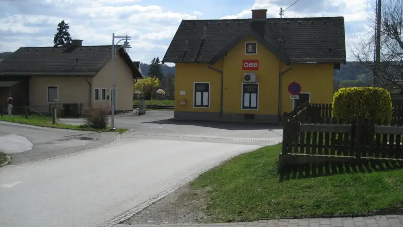 Motorikpark im Buchwald Fürstenfeld - SC3B6chau Bf 01