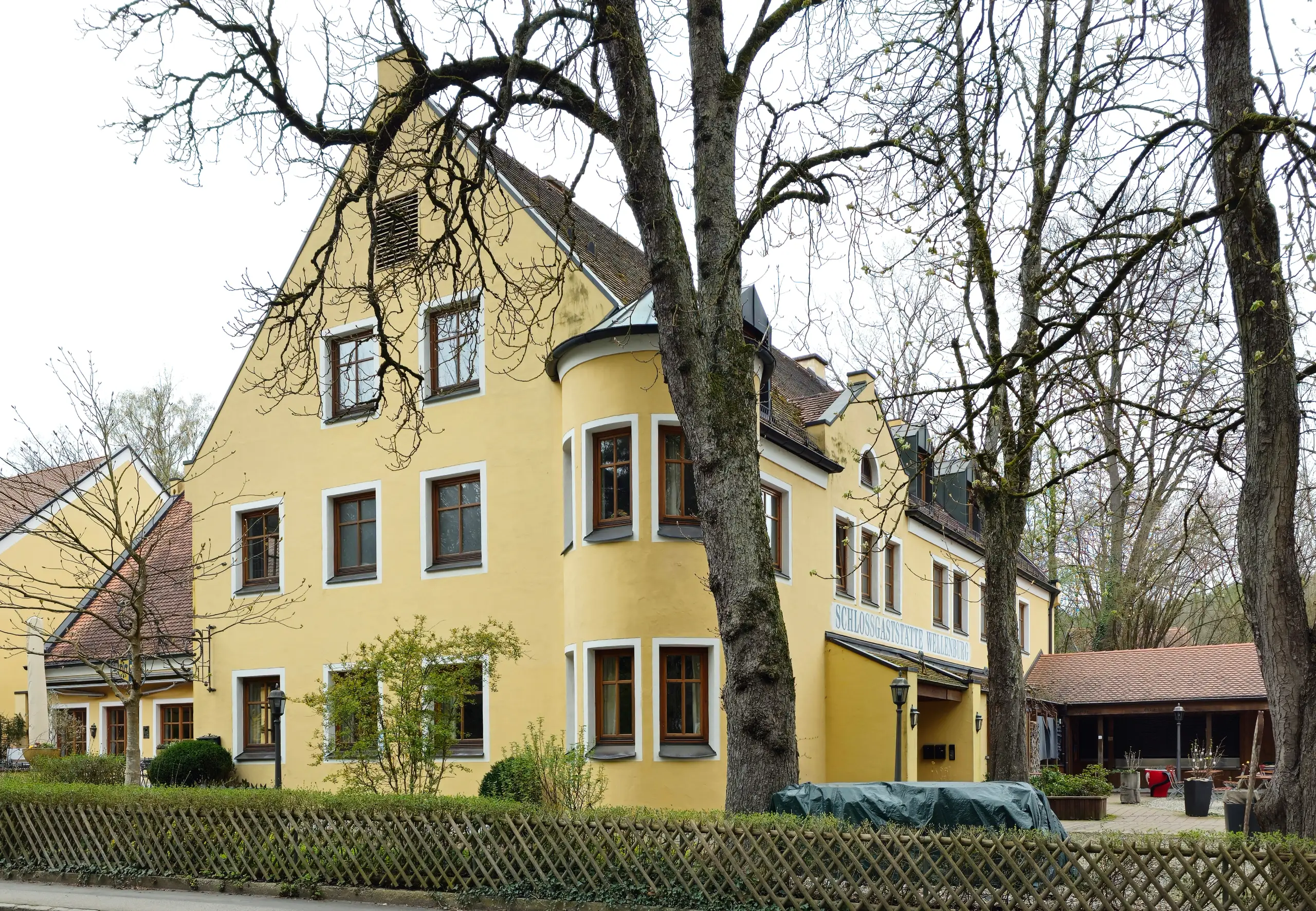 Naturpark Augsburg – Westliche Wälder (Stauden/Wellenburg) - SchlossgaststC3A4tte Augsburg Wellenburg 1