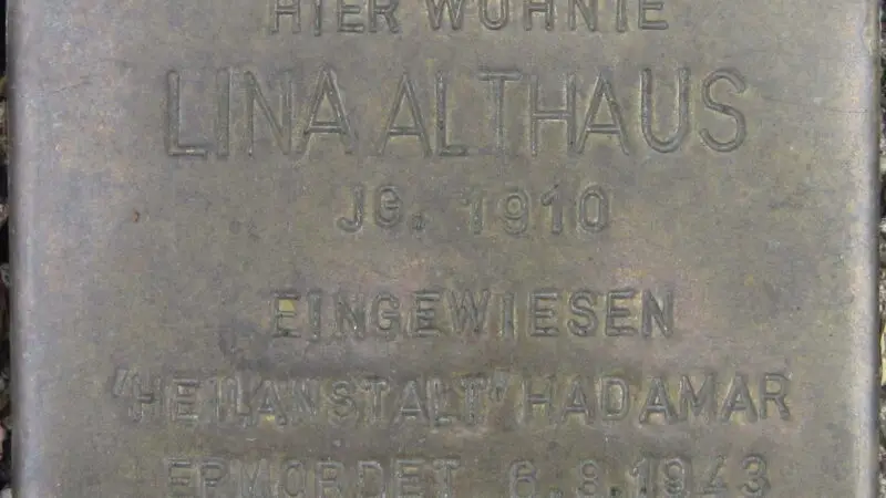 Historischer Tiergarten Siegen (Erlebniswald) - Stolperstein Siegen Althaus Lina