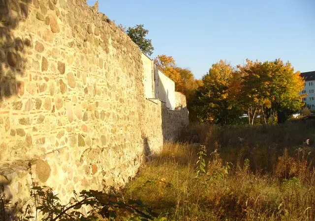 Naturschutzgebiet Lange Dammwiesen & Stienitzsee, Strausberg - Strausberg An der Stadtmauer 28On the Town Wall29 geo.hlipp .de 29700