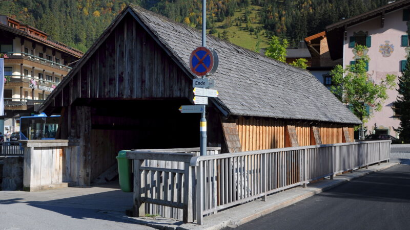 Spullersee - TannbergbrC3BCcke in Lech 1