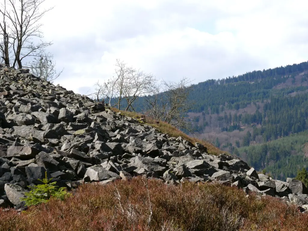 Weisse Mauer im Taunus